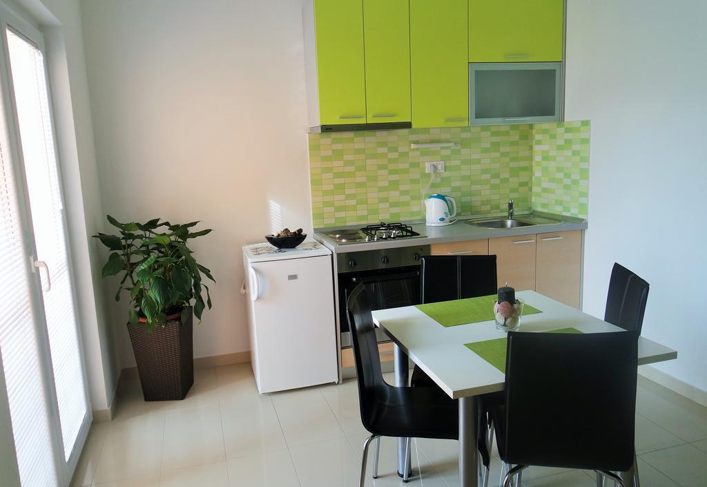 Apartments Harmonija Baška Voda Εξωτερικό φωτογραφία