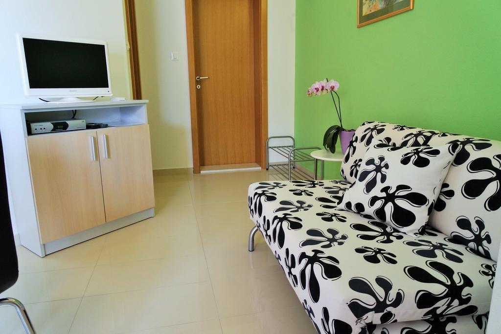 Apartments Harmonija Baška Voda Εξωτερικό φωτογραφία